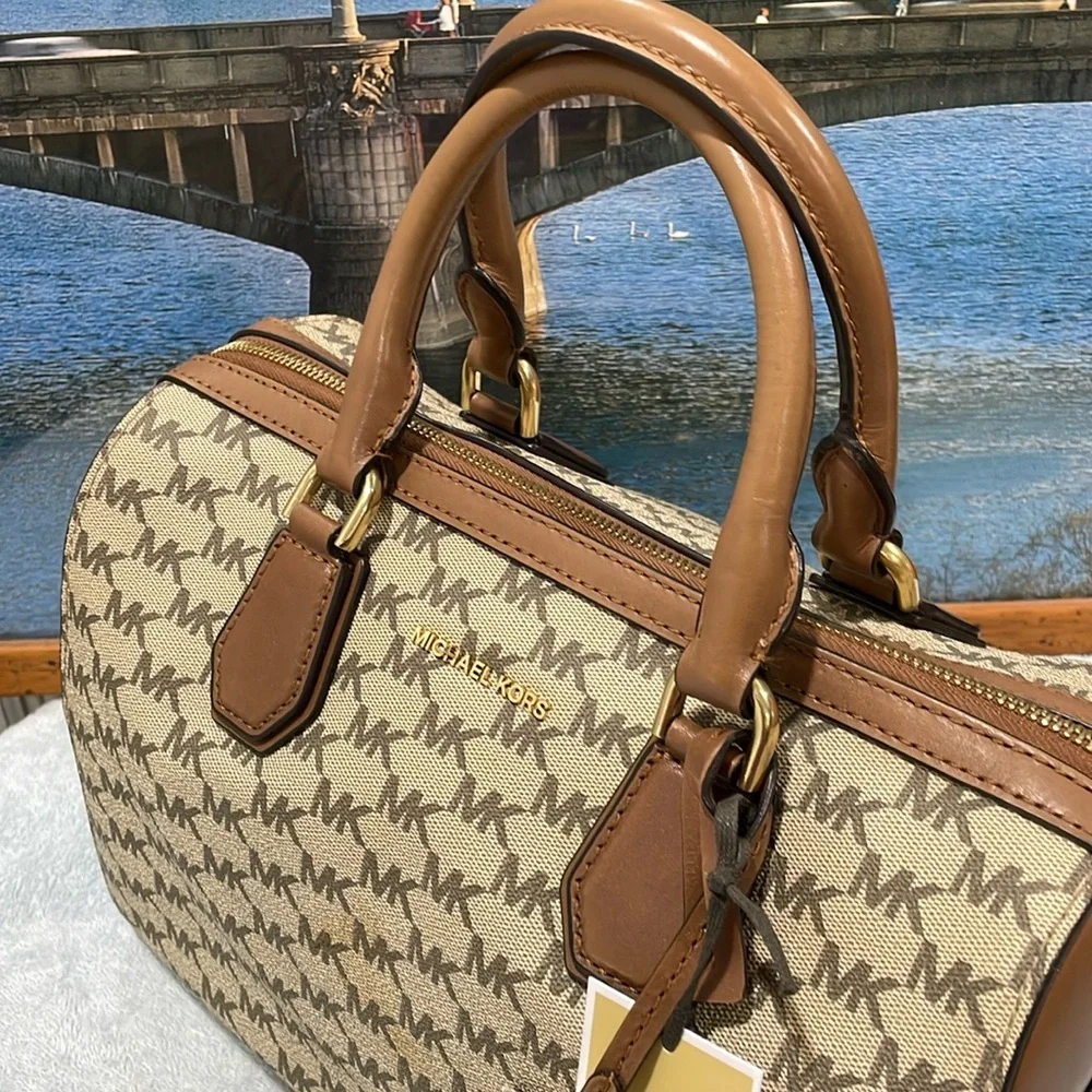 Michael Kors Satchel - Picture 3 of 7
